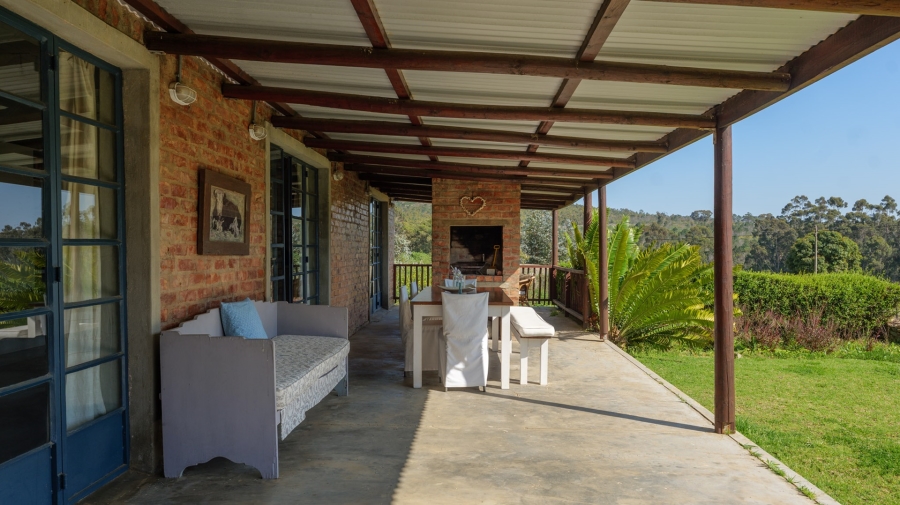 2 Bedroom Property for Sale in Napier Western Cape